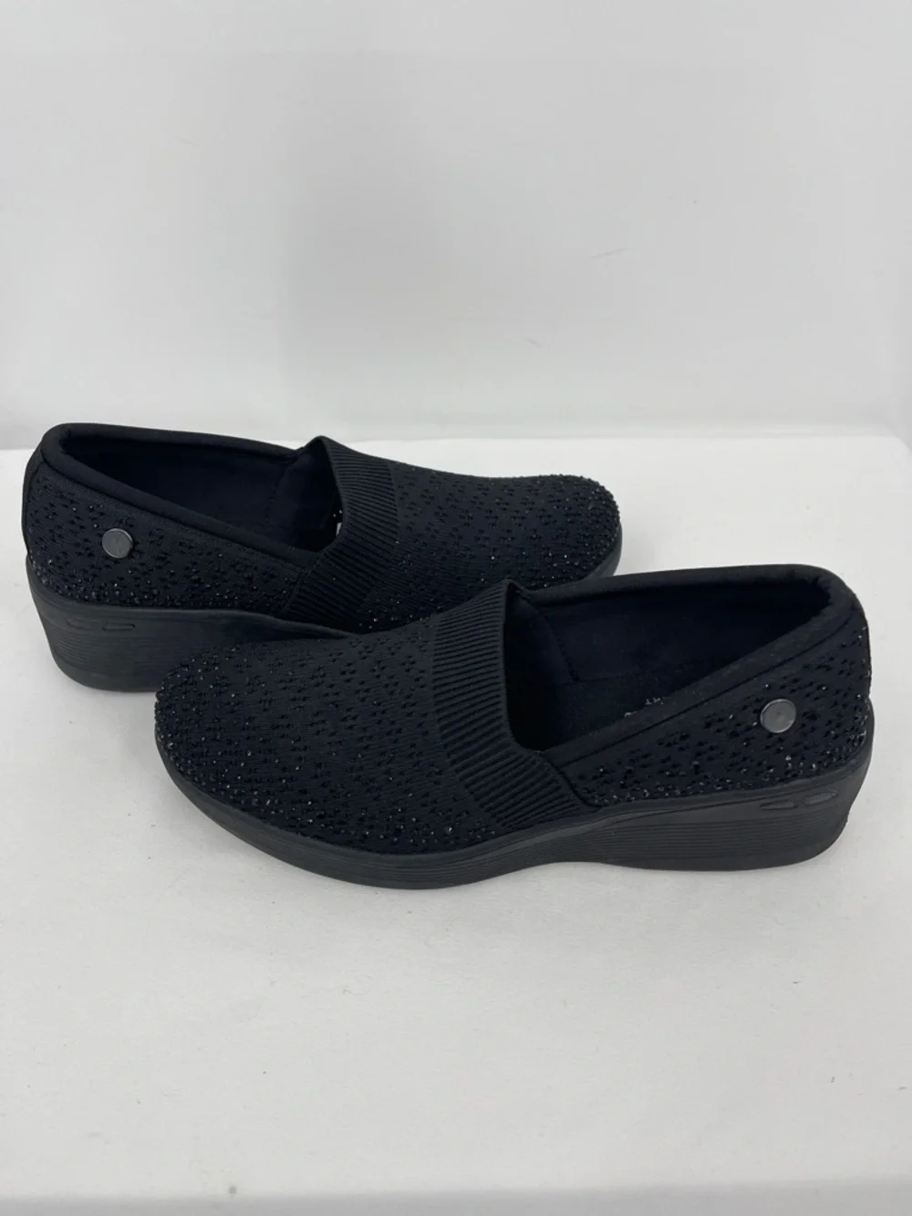 Skechers streamlined slip